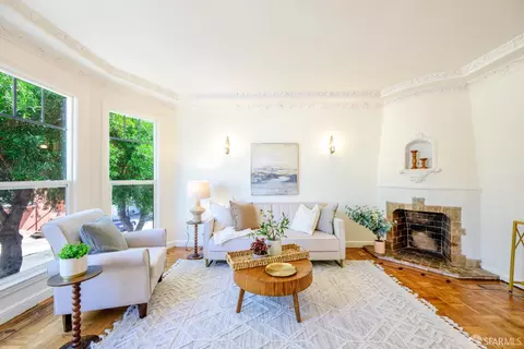 Living - 225 Cotter St, San Francisco, CA 94112 photo 3 of 8