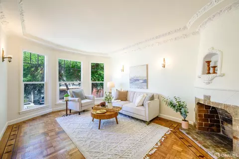 Living - 225 Cotter St, San Francisco, CA 94112 photo 4 of 8