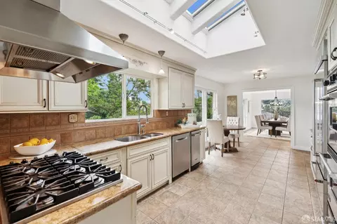 Kitchen - 375 Montecillo Dr, Walnut Creek, CA 94595 photo 1 of 11