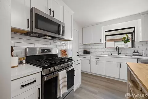Kitchen - 688 Garside Ct, San Leandro, CA 94579 photo 6 of 8