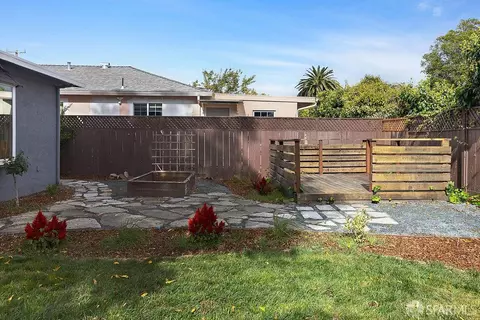 Exterior - 688 Garside Ct, San Leandro, CA 94579 photo 12 of 13