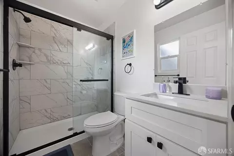 Bath - 688 Garside Ct, San Leandro, CA 94579 photo 1 of 2