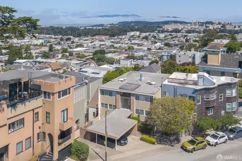 22 Twin Peaks Blvd, San Francisco, CA 94114