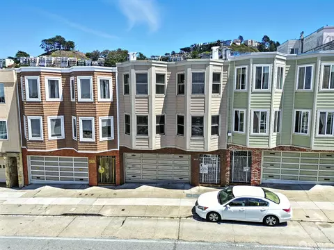 1822 19th Ave #1, San Francisco, CA 94122
