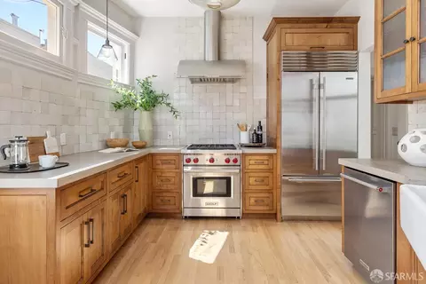 Kitchen - 1565 Clay St, San Francisco, CA 94109 photo 4 of 6