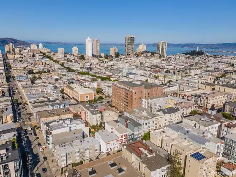 View/Area - 1565 Clay St, San Francisco, CA 94109 photo 11 of 11