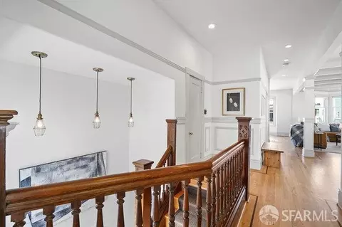 Entry Way - 1565 Clay St, San Francisco, CA 94109 photo 2 of 6