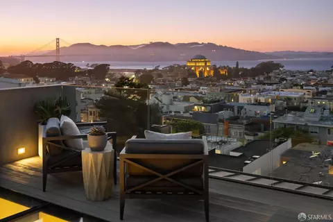 View/Area - 2626 Filbert St, San Francisco, CA 94123 photo 4 of 4