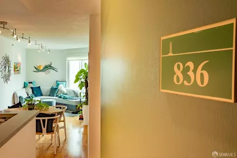 240 Lombard St #836, San Francisco, CA 94111