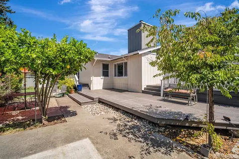 Exterior - 2230 D St, Hayward, CA 94541 photo 7 of 11