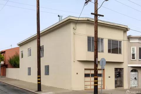 84 Goettingen St, San Francisco, CA 94134