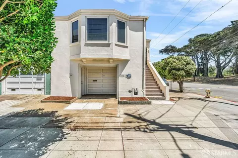 894 48th Ave, San Francisco, CA 94121