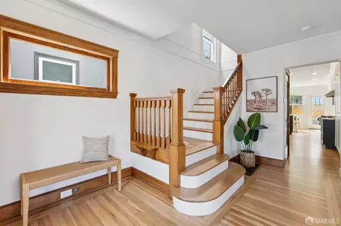 Entry Way - 2201 17th Ave, San Francisco, CA 94116 photo 9 of 14