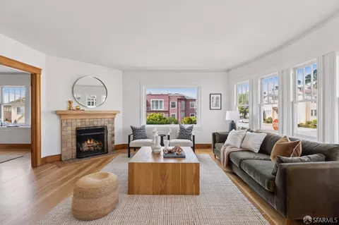 Living - 2201 17th Ave, San Francisco, CA 94116 photo 1 of 14