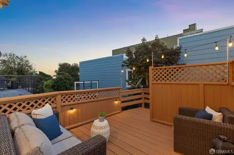 Exterior - 2201 17th Ave, San Francisco, CA 94116 photo 6 of 15
