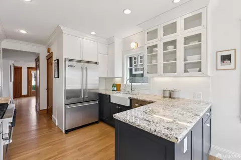 Kitchen - 2201 17th Ave, San Francisco, CA 94116 photo 3 of 9