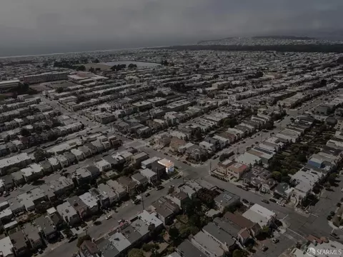 View/Area - 2201 17th Ave, San Francisco, CA 94116 photo 2 of 2