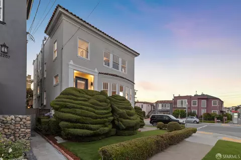 Exterior - 2201 17th Ave, San Francisco, CA 94116 photo 10 of 15