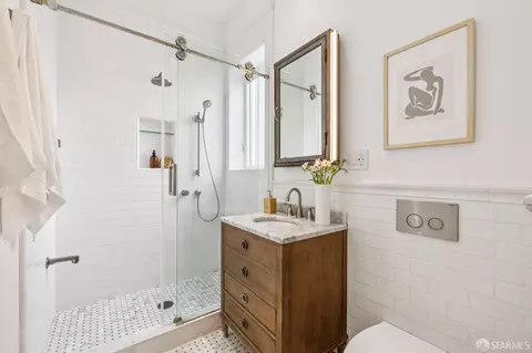 Bath - 47 Scott St, San Francisco, CA 94117 photo 2 of 3