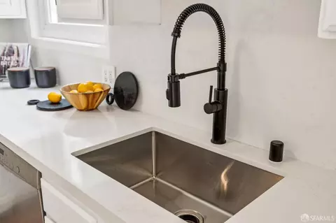 Kitchen - 47 Scott St, San Francisco, CA 94117 photo 3 of 3