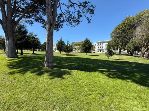 Exterior - 47 Scott St, San Francisco, CA 94117 photo 11 of 13