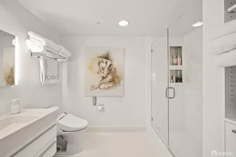 Bath - 403 Main St #413N, San Francisco, CA 94105 photo 1 of 2