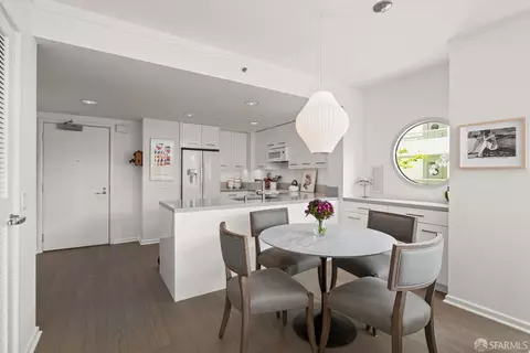 Dining - 403 Main St #413N, San Francisco, CA 94105 photo 2 of 6