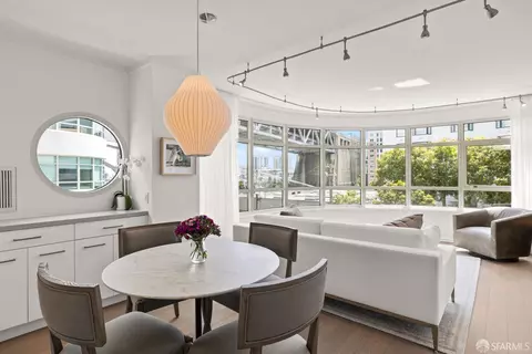 Dining - 403 Main St #413N, San Francisco, CA 94105 photo 1 of 6