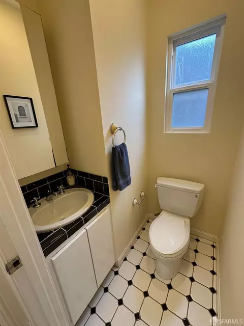 Bath - 765 21st Ave, San Francisco, CA 94121 photo 3 of 5