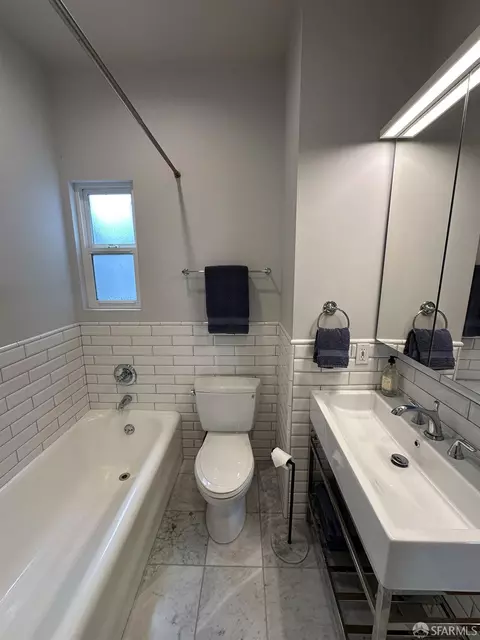 Bath - 765 21st Ave, San Francisco, CA 94121 photo 2 of 5
