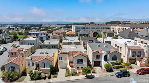 View/Area - 115 Pinehurst Way, San Francisco, CA 94127 photo 3 of 8