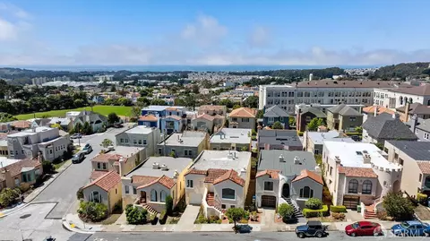 View/Area - 115 Pinehurst Way, San Francisco, CA 94127 photo 4 of 8