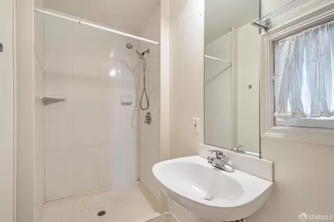 Bath - 2733 Sutter St, San Francisco, CA 94115 photo 4 of 4