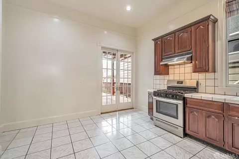 Kitchen - 2733 Sutter St, San Francisco, CA 94115 photo 4 of 4