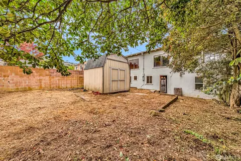 Exterior - 41 Ridgewood Ave, San Francisco, CA 94112 photo 2 of 2
