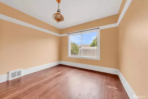 Bedroom - 41 Ridgewood Ave, San Francisco, CA 94112 photo 1 of 3