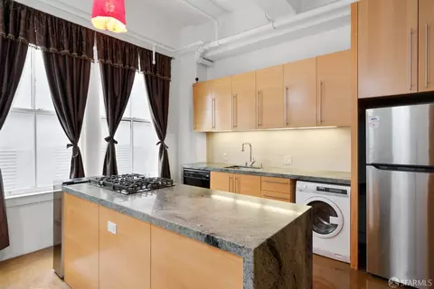 Kitchen - 2 Mint Plz #207, San Francisco, CA 94103 photo 1 of 5