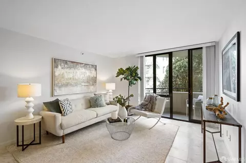 900 Bush St #402, San Francisco, CA 94109