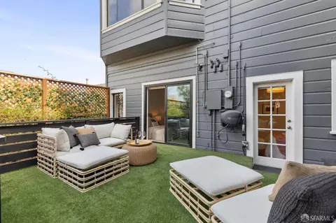 Exterior - 2841 Larkin St, San Francisco, CA 94109 photo 7 of 9