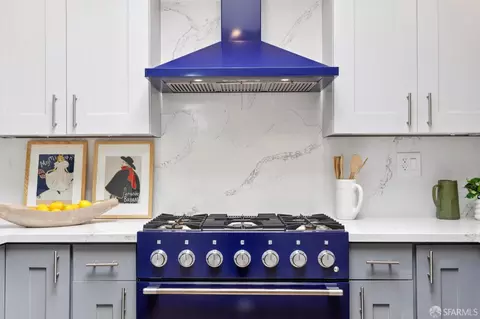 Kitchen - 2841 Larkin St, San Francisco, CA 94109 photo 6 of 8