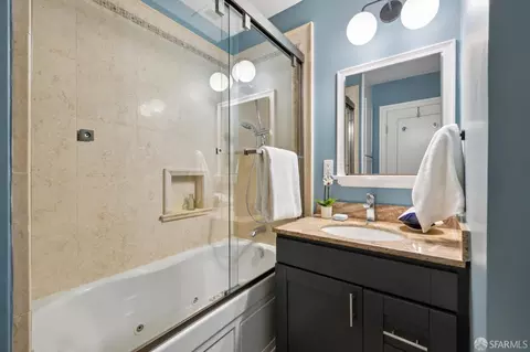 Bath - 2841 Larkin St, San Francisco, CA 94109 photo 7 of 7