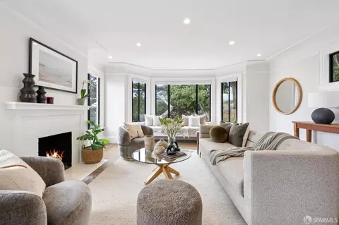 Living - 2841 Larkin St, San Francisco, CA 94109 photo 4 of 7