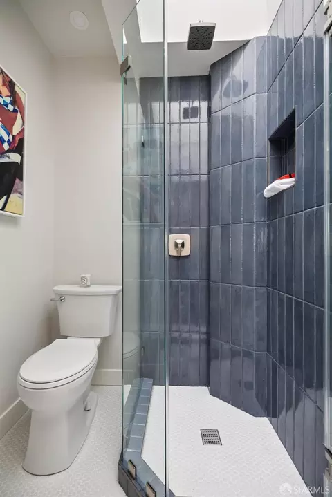 Bath - 2841 Larkin St, San Francisco, CA 94109 photo 3 of 7