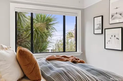 Bedroom - 2841 Larkin St, San Francisco, CA 94109 photo 4 of 8