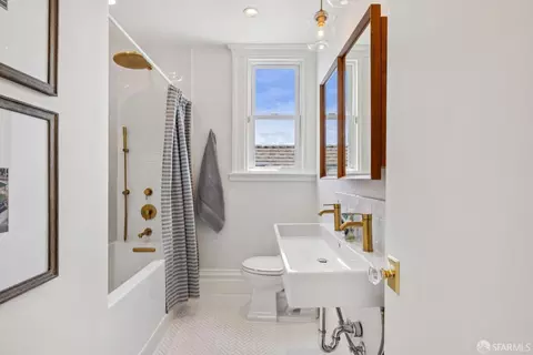 334 Park St, San Francisco, CA 94110 photo 28