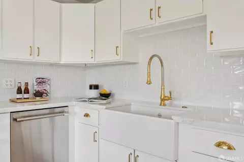 334 Park St, San Francisco, CA 94110 photo 16
