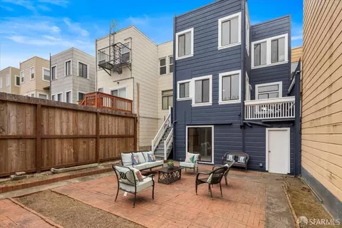 Exterior - 791 26th Ave, San Francisco, CA 94121 photo 4 of 7