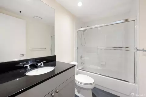 Bath - 2002 3rd St #212, San Francisco, CA 94107 photo 1 of 2