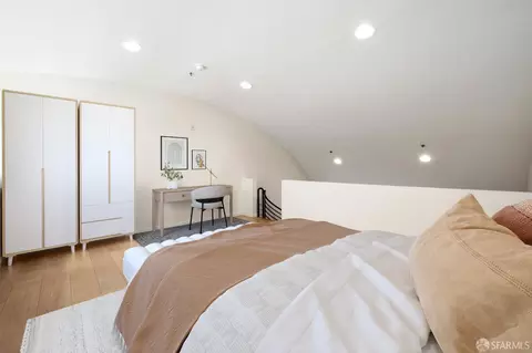 Bedroom - 2002 3rd St #212, San Francisco, CA 94107 photo 3 of 4