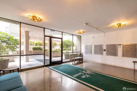 Entry Way - 1001 Pine St #609, San Francisco, CA 94109 photo 1 of 1